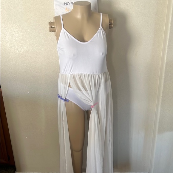 Yellow and White Swim Coverup with Empire Waist - Picture 2 of 2